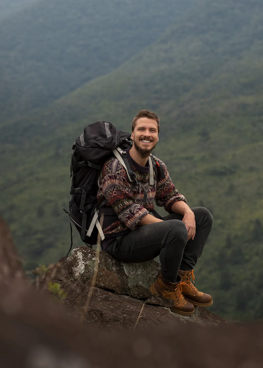 full-shot-adventurous-man